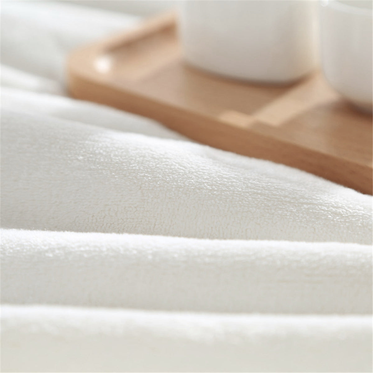 1pc Cute Cartoon Lapdog Heart Pattern Cute Pet Style Soft And Skin Friendly Blanket Cover Blanket Casual Blanket